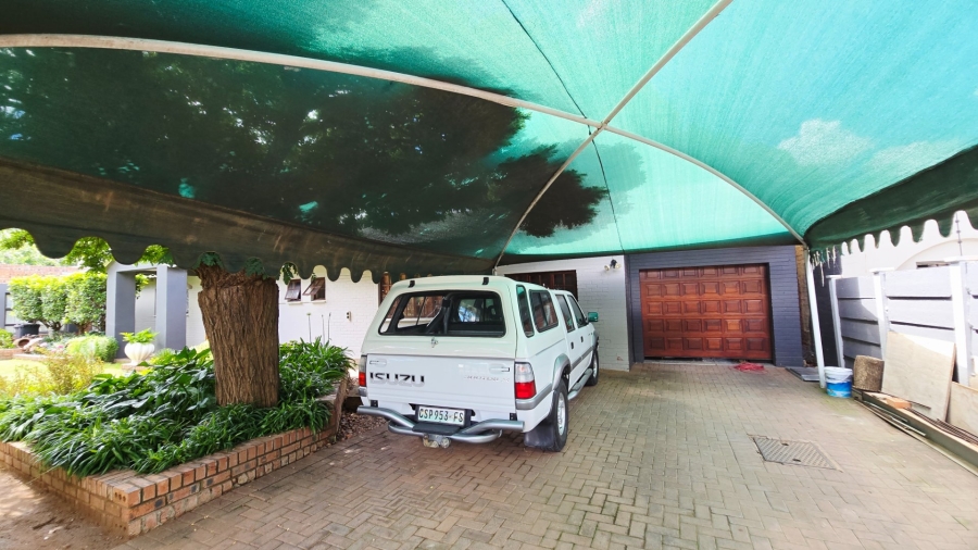 4 Bedroom Property for Sale in Universitas Free State